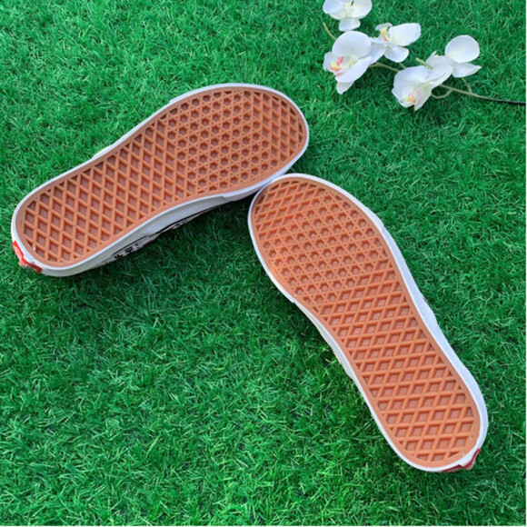 Vans Classic Slip On shoe - Picture 7 of 7